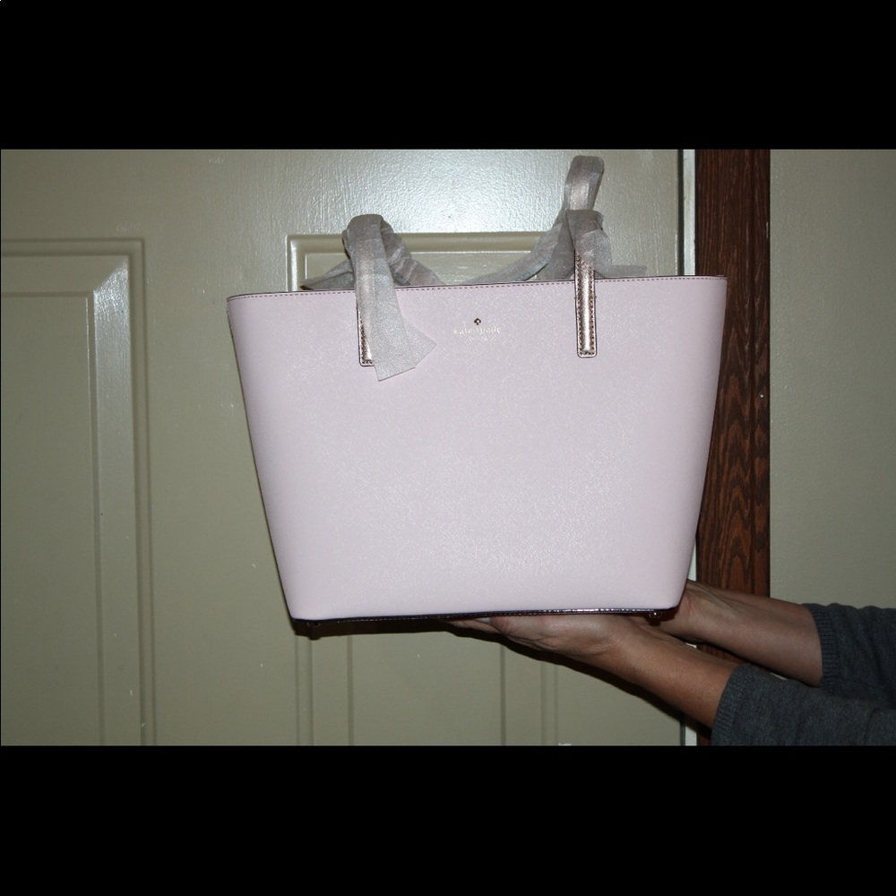 100% AUTHENTIC, BRAND NEW Kate Spade NY med. tote